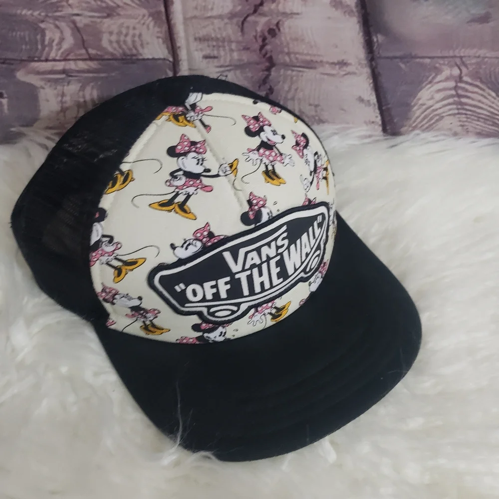 Vans Black & White Minnie Mouse Trucker Hat